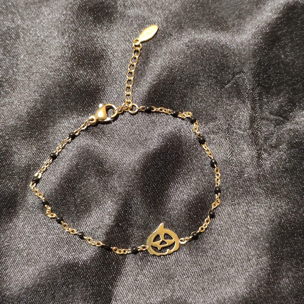 Gold and Black Pumpkin Charm Bracelet - Picture 2 of 2